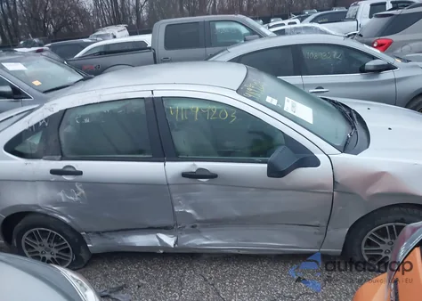 2010 Ford Focus Se из США, поврежденный, VIN 1FAHP3FN7AW156575